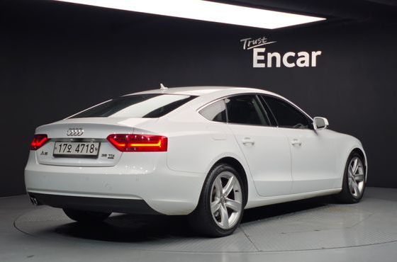 Audi A5 35 TDI Quattro Sportback 8TA — пробег 273 659 км — фото 2 из 5