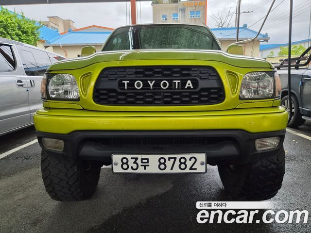 Toyota Tacoma 2.7 — пробег 223 300 км — фото 1 из 5