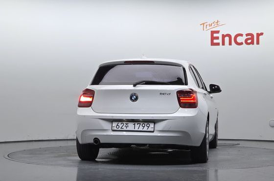 BMW 1-Series 118d Urban Pack1 5Dr — пробег 172 834 км — фото 4 из 5
