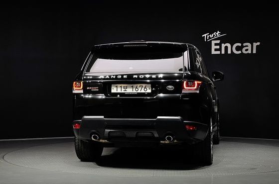 Land Rover Range Rover Sport 3.0 SDV6 HSE Dynamic — пробег 74 628 км — фото 4 из 5