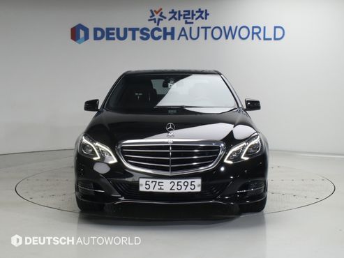Mercedes-Benz E-Class E200 Elegance — пробег 45 830 км — фото 3 из 5