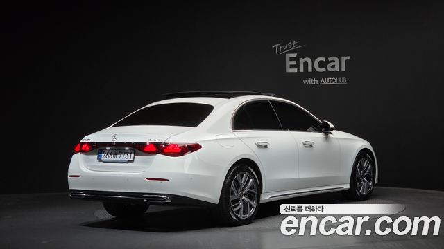 Mercedes-Benz E-Class из Кореи Encar