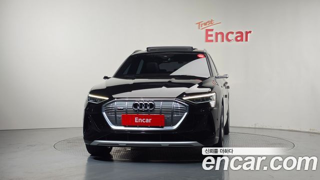 Audi e-tron из Кореи Encar