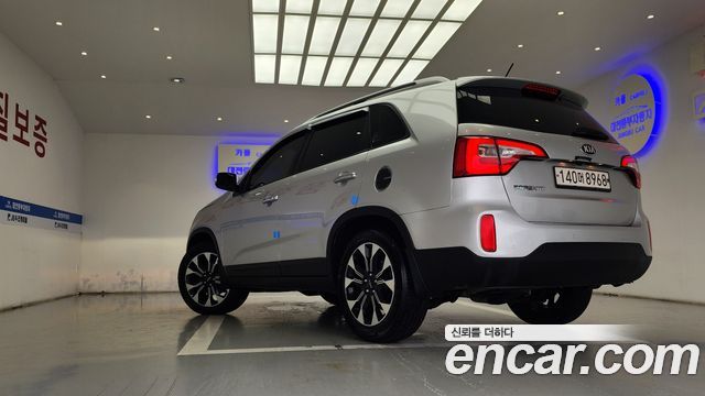 Kia Sorento Diesel 2.0 2WD Prestige — пробег 177 237 км — фото 2 из 5