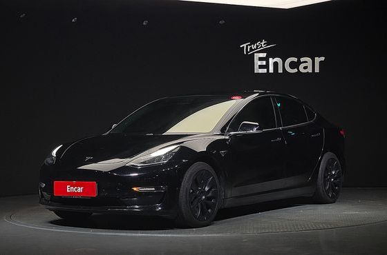 Tesla Model 3 Long Range AWD — пробег 105 237 км — фото 1 из 5