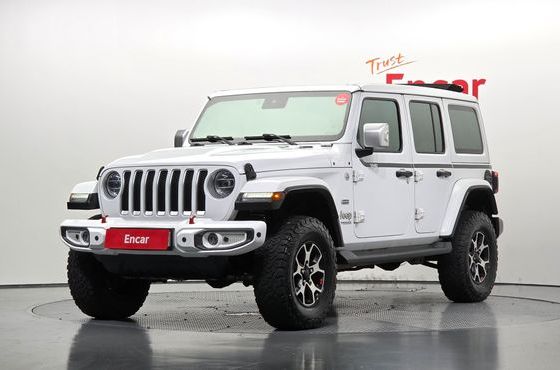 Jeep Wrangler 2.0 Overland Power Top 4Door — пробег 157 624 км — фото 1 из 5