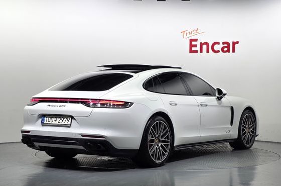 Porsche Panamera 4.0 GTS — пробег 113 742 км — фото 2 из 5