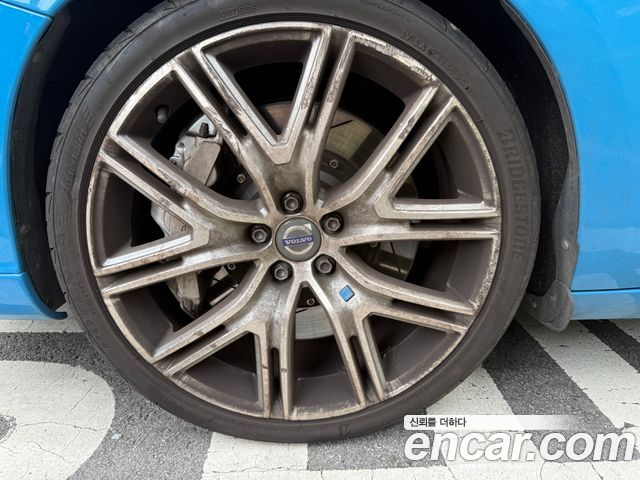 Volvo V60 из Кореи Encar