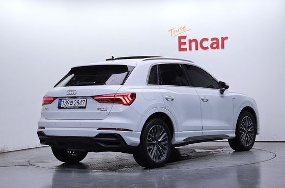 Audi Q3 35 TDI Quattro Premium — пробег 34 876 км — фото 2 из 5
