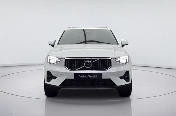 Volvo XC40 B4 Ultimate Bright — пробег 8 183 км — фото 4 из 5