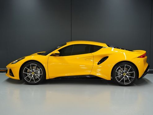 Lotus Emira 3.5 — пробег 1 885 км — фото 2 из 5