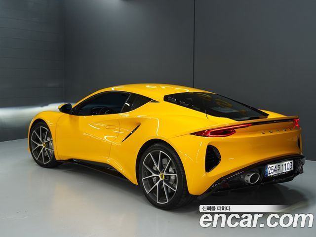 Lotus Emira 3.5 — пробег 1 885 км — фото 3 из 5