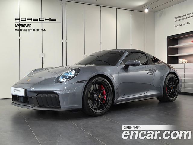 Porsche 911 Targa 4 GTS — пробег 2 460 км — фото 1 из 5