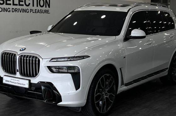 BMW X7 xDrive 40i M Sport 6STR — пробег 7 934 км — фото 1 из 5