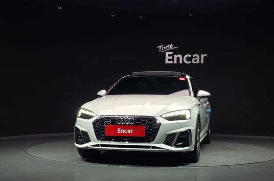 Audi A5 40 TDI Quattro Premium Sportback — пробег 30 060 км — фото 3 из 5