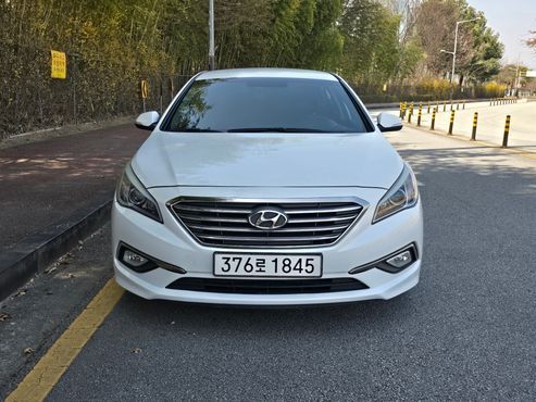 Hyundai Sonata 2.0 Smart — пробег 180 165 км — фото 2 из 5