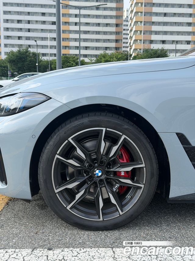 BMW i4 M60 Pro — пробег 1 400 км — фото 5 из 5