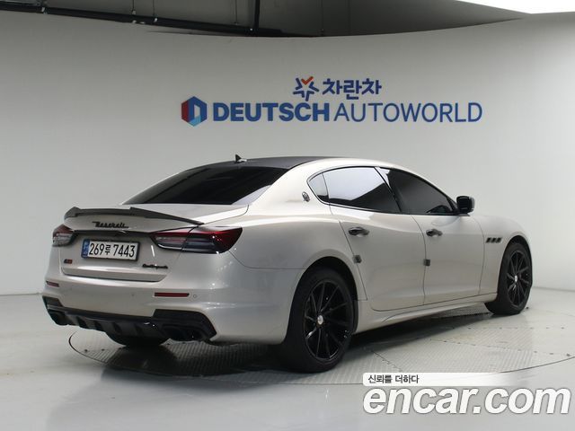 Maserati Quattroporte из Кореи Encar