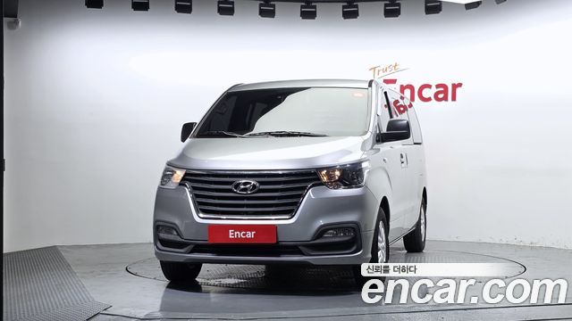 Hyundai Starex Van 5-Seater Smart — пробег 69 846 км — фото 3 из 5