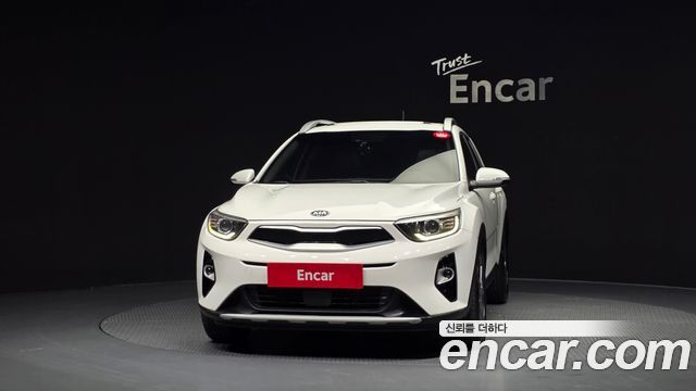 Kia Stonic из Кореи Encar