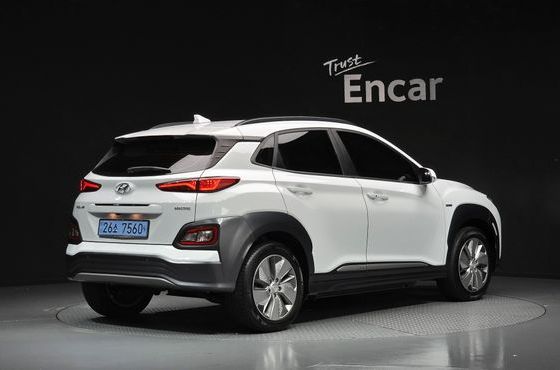 Hyundai Kona Premium — пробег 123 988 км — фото 2 из 5