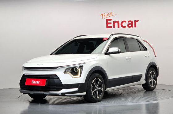 Kia Niro Prestige — пробег 109 296 км — фото 1 из 5
