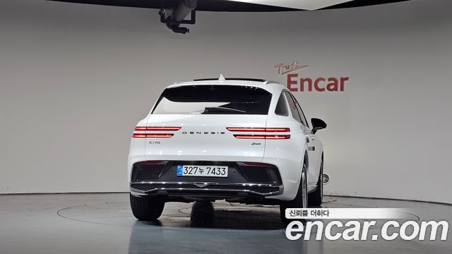 Genesis GV70 из Кореи Encar