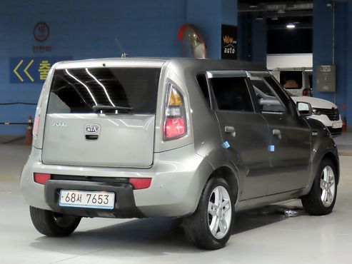 Kia Soul Gasoline 1.6 Smart — пробег 105 233 км — фото 2 из 5