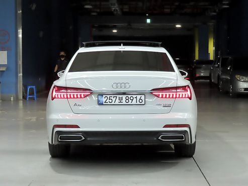 Audi A6 45 TFSI Quattro Premium — пробег 152 146 км — фото 4 из 5