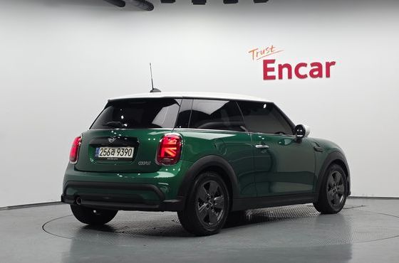 Mini Cooper Classic Third Generation — пробег 74 771 км — фото 2 из 5