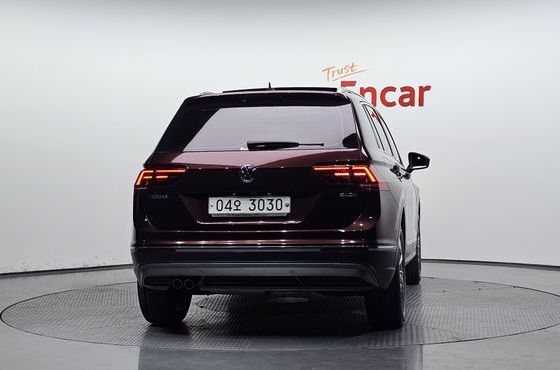 Volkswagen Tiguan 2.0 TDI 4Motion Prestige — пробег 111 294 км — фото 4 из 5