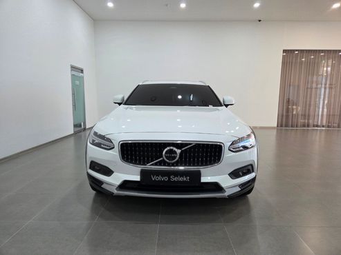 Volvo V90 B5 Ultra AWD — пробег 7 395 км — фото 3 из 5
