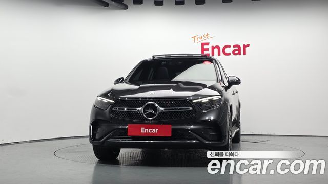 Mercedes-Benz GLC-Class GLC300 4MATIC Coupe — пробег 14 741 км — фото 3 из 5