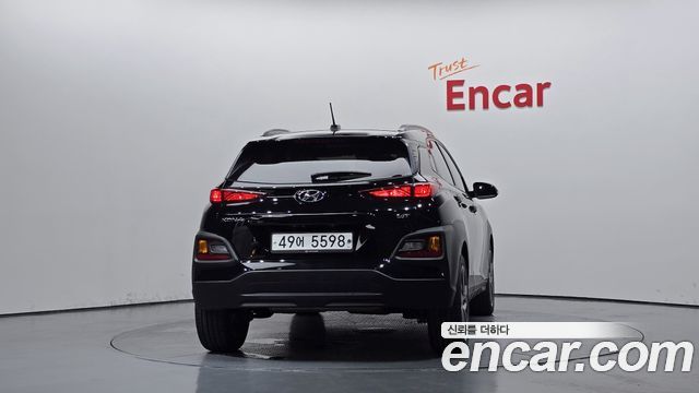Hyundai Kona из Кореи Encar
