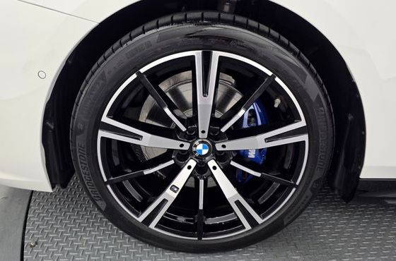 BMW 5-Series 530i xDrive M Sport — пробег 2 865 км — фото 5 из 5