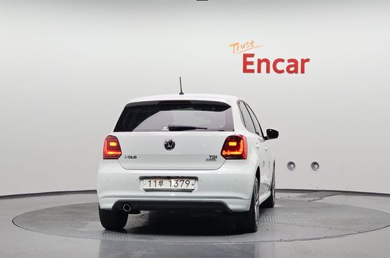 Volkswagen Polo 1.4 TDI R-Line 5th — пробег 149 927 км — фото 4 из 5