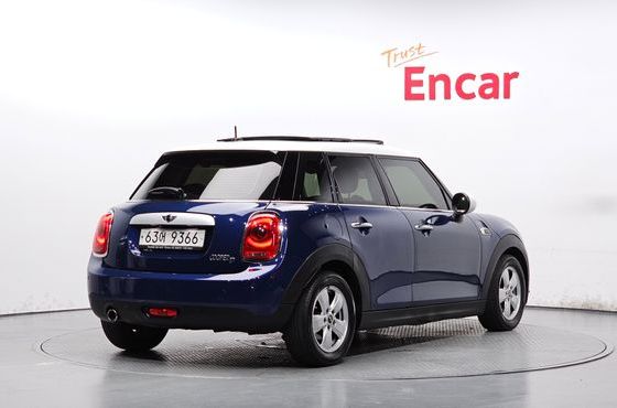 Mini Cooper Mid 3rd — пробег 141 350 км — фото 2 из 5