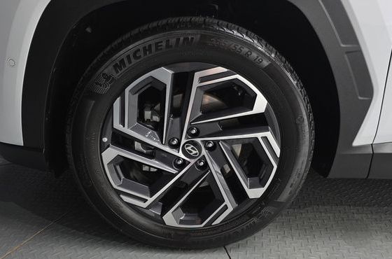 Hyundai Tucson Gasoline 1.6 Turbo 2WD Inspiration — пробег 17 885 км — фото 5 из 5