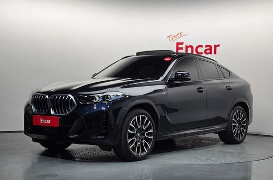 BMW X6 xDrive40i M Sport — пробег 26 958 км — фото 1 из 5