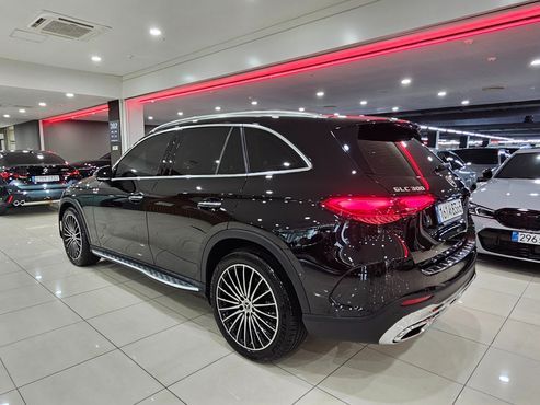 Mercedes-Benz GLC-Class GLC300 4MATIC AMG Line — пробег 30 734 км — фото 2 из 5