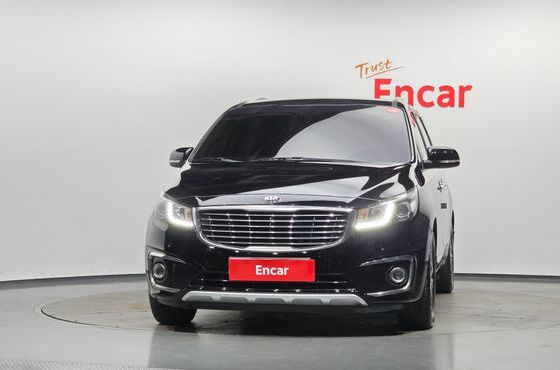 Kia Carnival 9-seater Luxury — пробег 179 208 км — фото 3 из 5