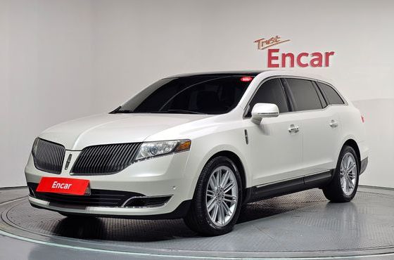 Lincoln MKT 3.5 — пробег 35 948 км — фото 1 из 5