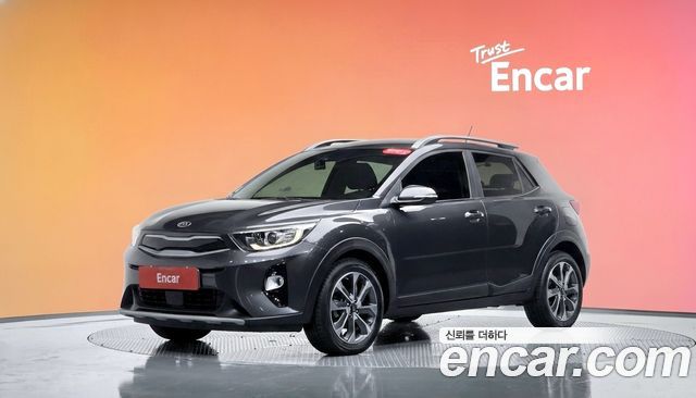 Kia Stonic из Кореи Encar