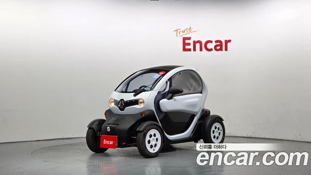 Renault (Samsung) Twizy Life(2-Seater) — пробег 32 км — фото 1 из 5