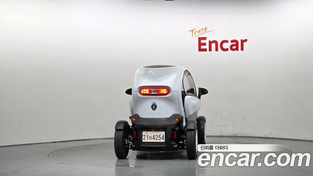 Renault (Samsung) Twizy Life(2-Seater) — пробег 32 км — фото 4 из 5