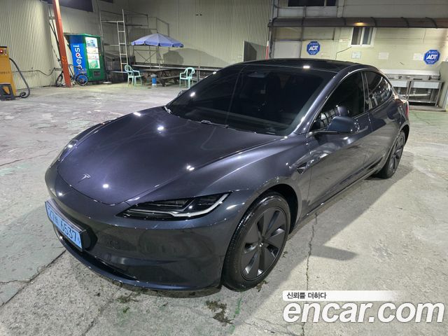 Tesla Model 3 Premium Long Range RWD — пробег 5 000 км — фото 1 из 5