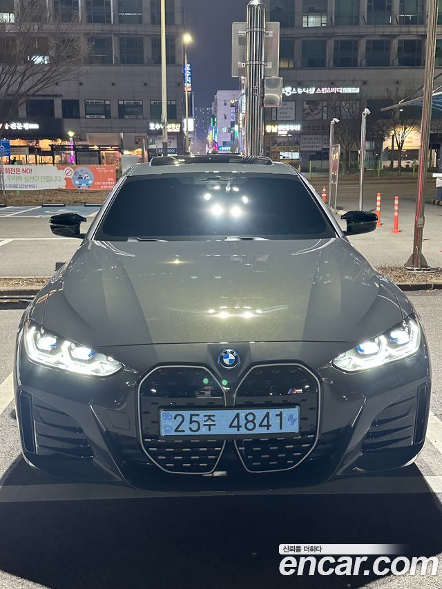 BMW i4 M50 Pro — пробег 79 000 км — фото 1 из 5