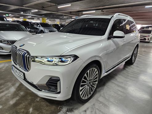 BMW X7 xDrive 40d Design Pure Excellence 7-Seater — пробег 42 512 км — фото 1 из 5