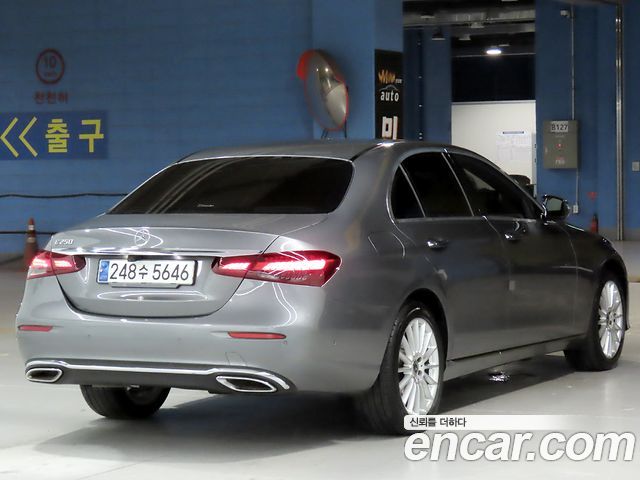 Mercedes-Benz E-Class из Кореи Encar
