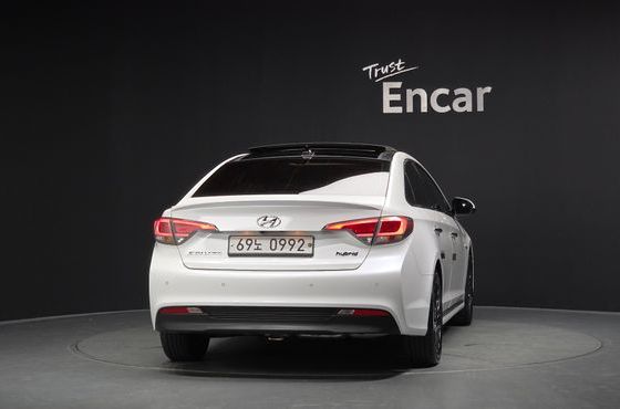 Hyundai Sonata 2.0 HEV Modern — пробег 119 407 км — фото 4 из 5